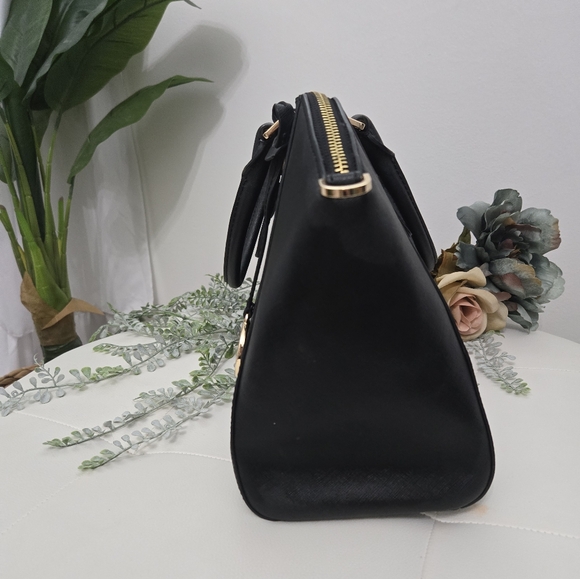 Michael Kors Black Handbag - Picture 4 of 7